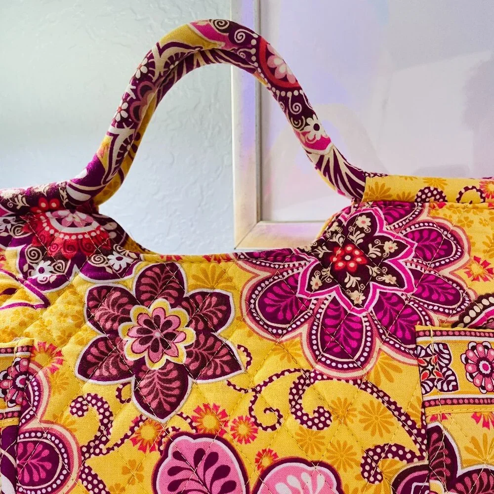 Vera Bradley Gabby Bag Bali Gold Quilted Floral Tote Retired Print - Picture 4 of 9